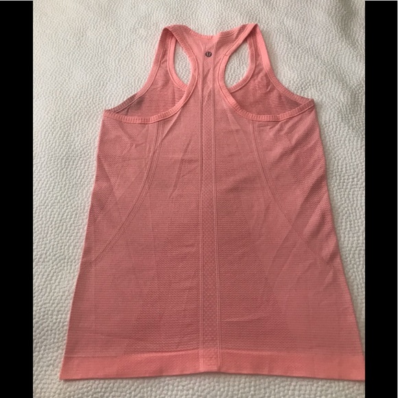 LULULEMON Swiftly Tech Tank - Picture 4 of 6